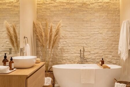 sol bois salle de bain zen