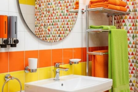 salle de bain geometrique retro