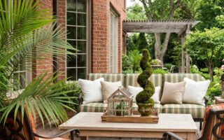 terrasse brique pergola bois rayures