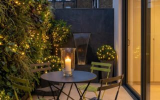 terrasse urbaine mur vegetal lumieres