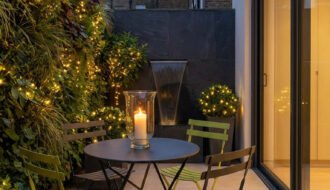 terrasse urbaine mur vegetal lumieres