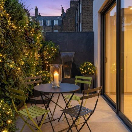 terrasse urbaine mur vegetal lumieres